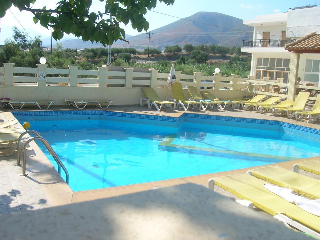 Simple Hotel Hersonissos Sun Eksteriør billede