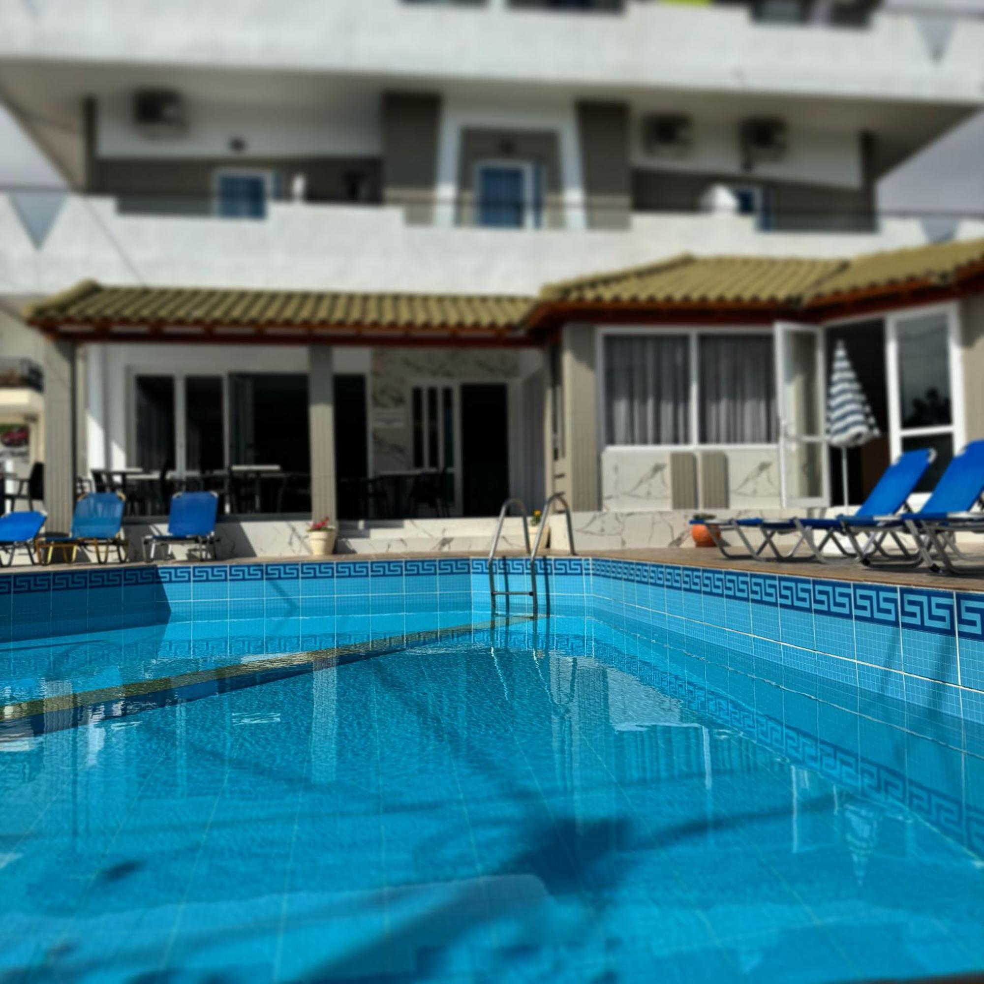 Simple Hotel Hersonissos Sun Eksteriør billede