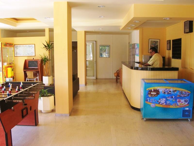 Simple Hotel Hersonissos Sun Eksteriør billede